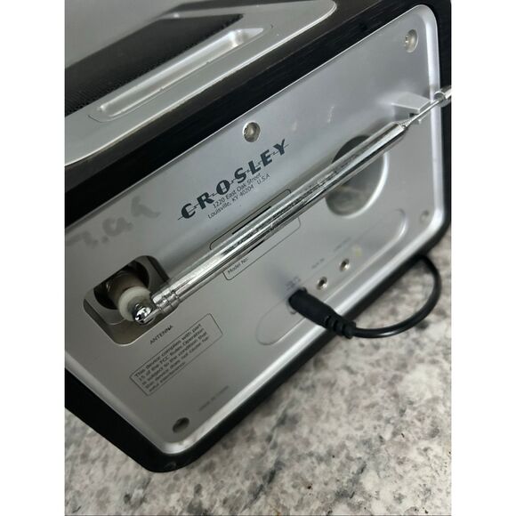 Crosley Tabletop AM/FM Radio w/ iPod Dock, AUX In, Line Out, Black/Silver Works - Picture 4 of 6